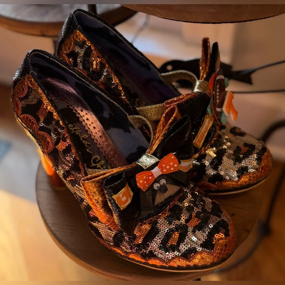 hand embellished statement concept heels University of Tennessee theme, size9/40